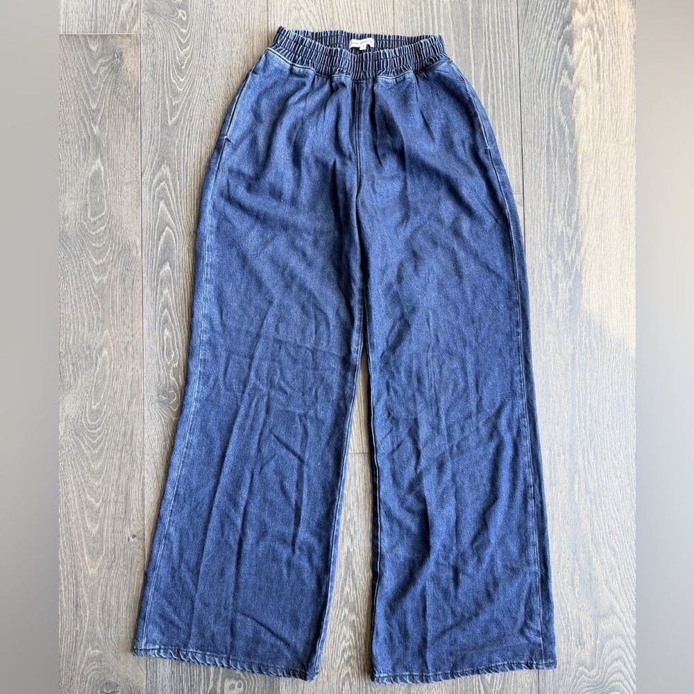 Good American The Weightless Wide Leg Pull On Jeans in Dark Wash Size 1 Small